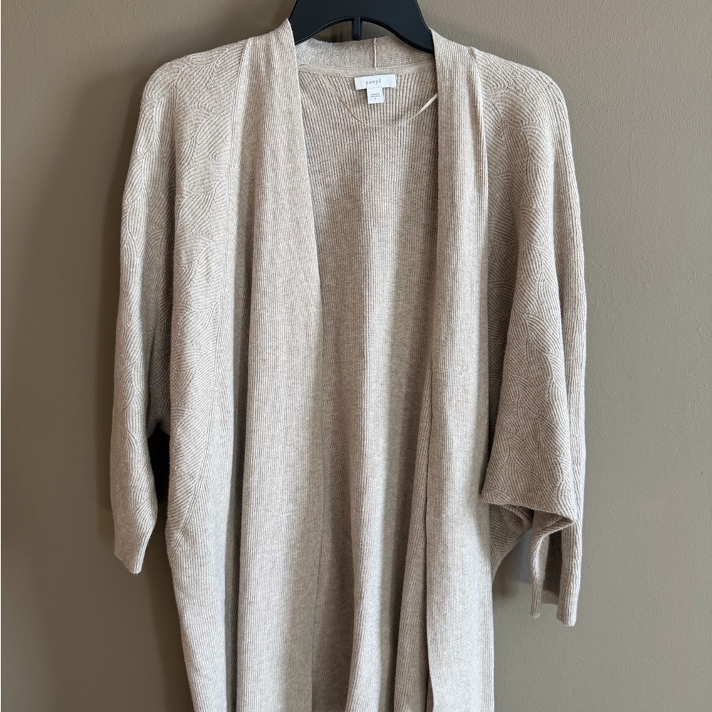 Elegant Beige Women's Sweater